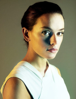 captainsphasma:  The cast of The Force Awakens (Daisy Ridley,