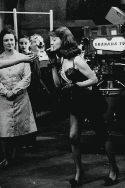 viviensleigh:Vivien Leigh during the filming of the play The