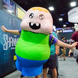 Clarence cosplayer welcomes you to a week of brand new episodes