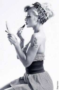 alternative-pinup:  Alternative Pinup girl