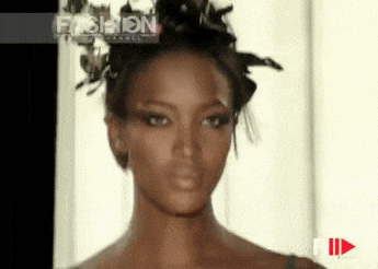 nastty:   Naomi x Versace Spring 1997! 