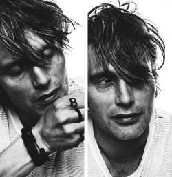 hannibaalecter:  I may have found a new favourite Mads photoshoot