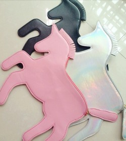 youthgreed:  GET THESE DOPE UNICORN CLUTCH BAGS HERE!! PINK  