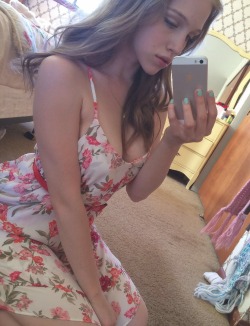 histoid:I like this dress. ❤️