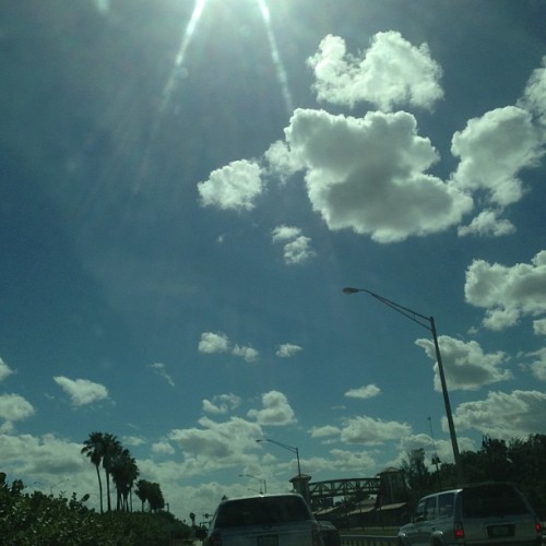 Beautiful day ðŸŒ´ðŸŒžâ˜€ðŸ¸ #weather #windowsdown #musicblasting #99jamz #keyshiacole #vibin #him #driving #nofilter