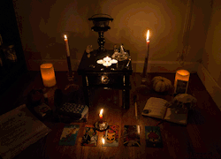 whitewit-ch:  Samhain Altar 2015 