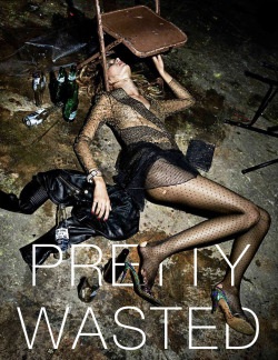 Pretty WastedPretty Wasted ist eine Fotoreihe aus dem Jahr 2014