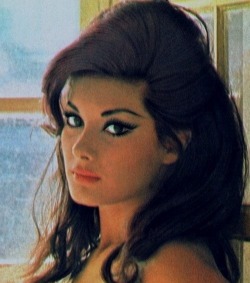 bigbennklingon:  Edwige Fenech