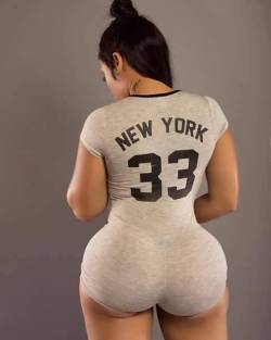 sean1sargeant:  she2damnthick:  I Love New York   Follow me And