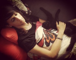 Casual pic from Sunday, i basically slept with my cat all day