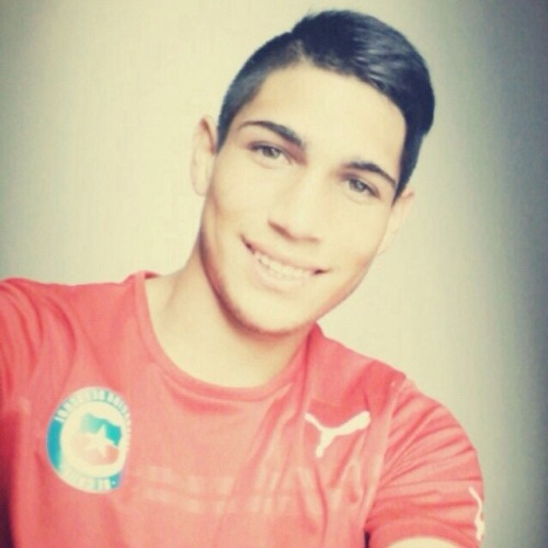 flaitecalienteee-blog:  Gonzalito :z