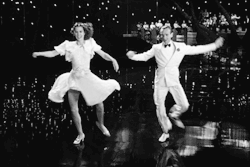 wehadfacesthen:  Eleanor Powell and Fred Astaire in Broadway