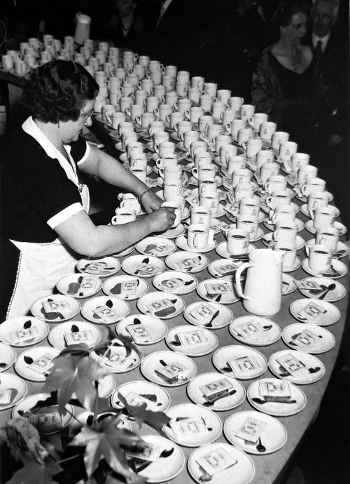 viedomestique:Kees Scherer - Beaucoup de cafés !