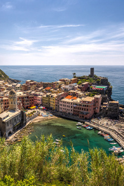 italian-luxury:  Vernazza, Italia | Italy | Source