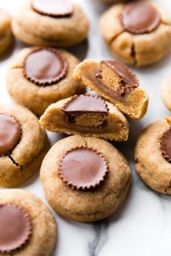 fullcravings: Peanut Butter Cup Cookies