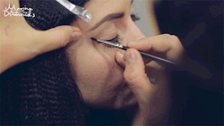 iggy-marina:   Marina’s eye makeup for “Forget” 