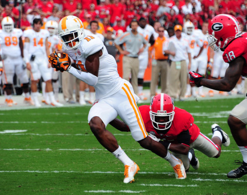 Justin Hunter @ Tennessee First post of bulge pics at 2013 NFL Combine: http://hothungjocks.tumblr.com/post/44007511450/justin-hunter-tennessee-at-nfl-combine