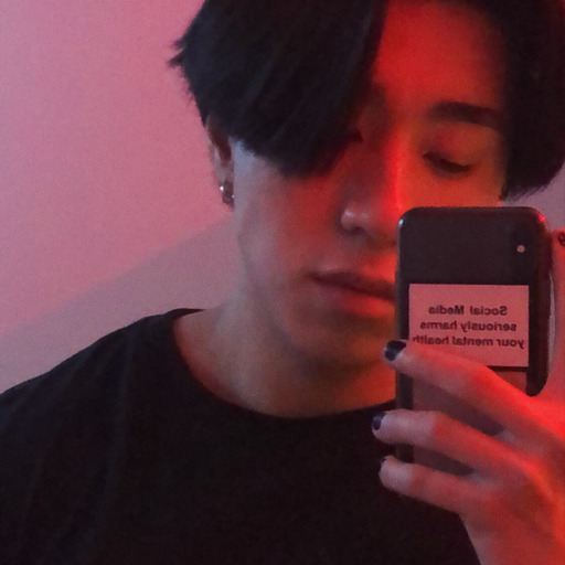 mushysuggestion:  i just wanna love & be loved