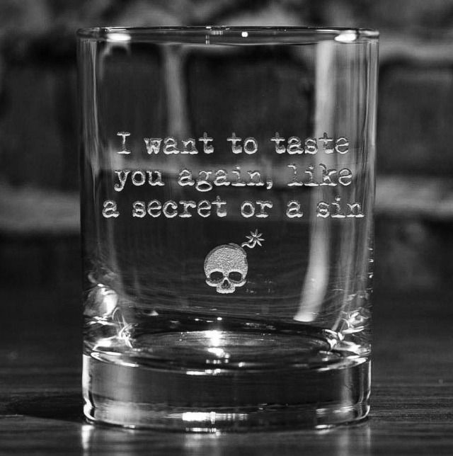 x-take-me-im-yours-x:🥃😋😍 yes please 👅💀🥀