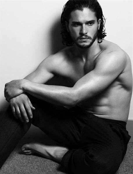 boys-and-popculture:  Kit Harington