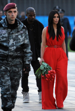 kuwkimye:  Kim & Kanye at the Armenian Genocide memorial