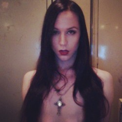 aerynsin:  Yes my #hair is #real. #longhairdontcare #goth #ravenhaired