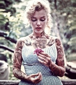 1337tattoos:  tattooed celebrities