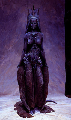 creamurjeans:Succubus ~ Wayne Barlowe