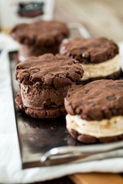 fullcravings:  Easy Vegan/GF Cashew Ice Cream Sandwiches