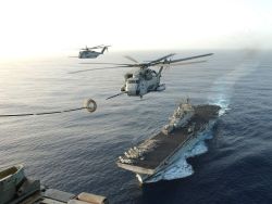 the-blog-ugam-made-me-make:  CH-53 helicopters about to be refueled
