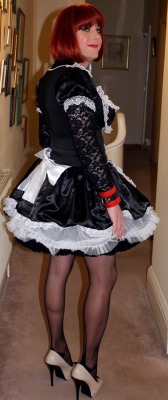 lucindachantelle:  thesissyfarmfactory:  My sissy Debbie ready