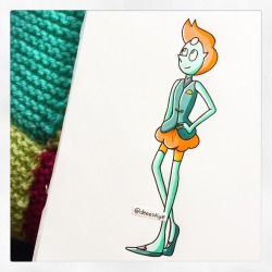 deeeskye:  Pearl in her pilot outfit 💚 
