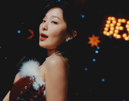 jinkyu:  SEULGI & NINGNING in “Beautiful Christmas” —
