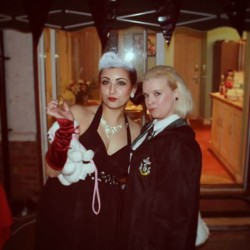 With my gurl @louhatesyourguts <3  #villains #cruelladeville