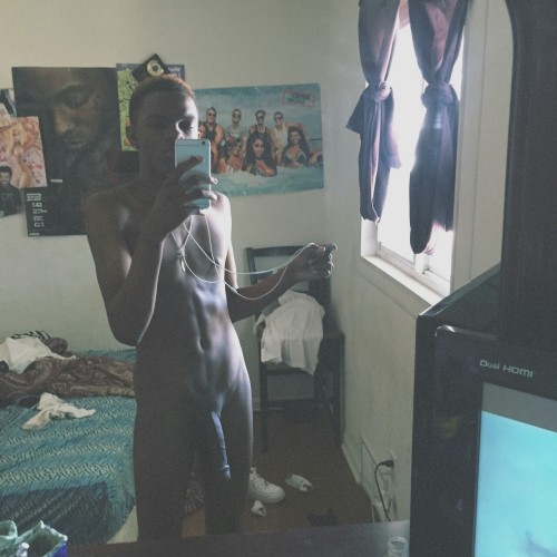 traps-n-trade:  Submission: IG is- CHIEFSWANKK   Traps-N-Trade: Follow, Reblog and Share! The BEST blog on Tumblr for dat Thug dick. All street, tatted, masculine, prettyboy, ass splittin BIG DICK shit with no junk advertising or bullshit. Get butt ass