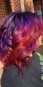hobbywrangler:  sixpenceee: People dye their hair to match the