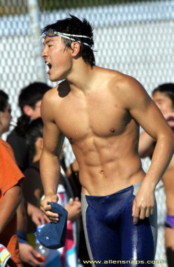 aznboizaresex:   Swimmer bod. (via ソフトマッチョなイケメンさん達