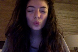 lordemusic:  happy valentine’s day from germany cool cats