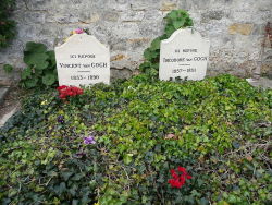 yan-tan-tethera:  Grave of Vincent Van Gogh and his brother,