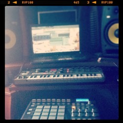 #fl #flstudio #prodaction #producing #music #stuff #home #studio
