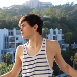 cuteguyscollectionblog:  Hayes Grier | Tank Top | Cute | Pose