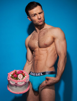 mancrushoftheday:Harry Judd for Attitude magazine (via @man_crush)