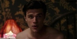 theoriginalhorrorwolfstory:  Finn Wittrock is gorgeous though