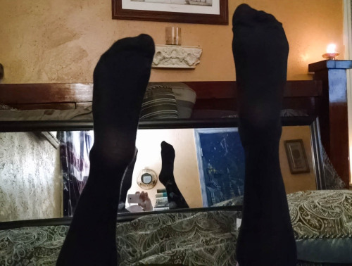 noeltrap:  I guess maybeee not -all- of my old attempts to photograph my butt using my phone came out -totally- awful  ;o 