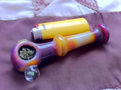 down2chill:  just a quick bowl to myself this afternoon 