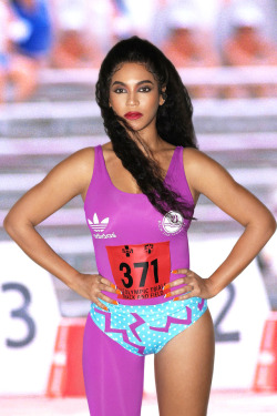 beyhive4ever: Beyoncé dressed as Florence Griffith Joyner (Flo-Jo) who