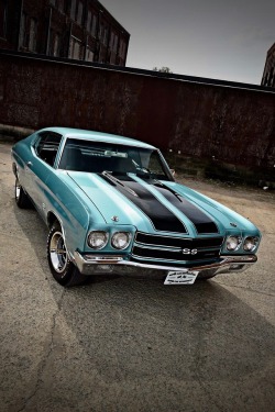 utwo:  1970 Chevrolet Chevelle SS396 © scotty lachenauer 