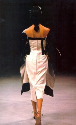 archivings: Yohji Yamamoto Spring/Summer 2000 