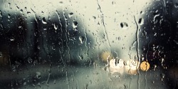 struruso: Quando sono triste indosso la pioggia, perché possa