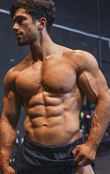 sonodiluce:awesomecutmuscle:1 - Marino Katsouris